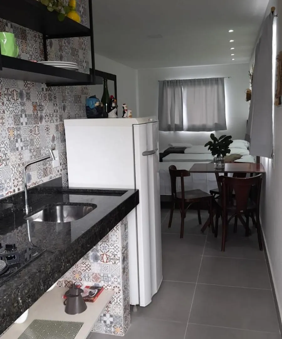 Pousada Coracao Do Rosa 프라이아도로사 0*,