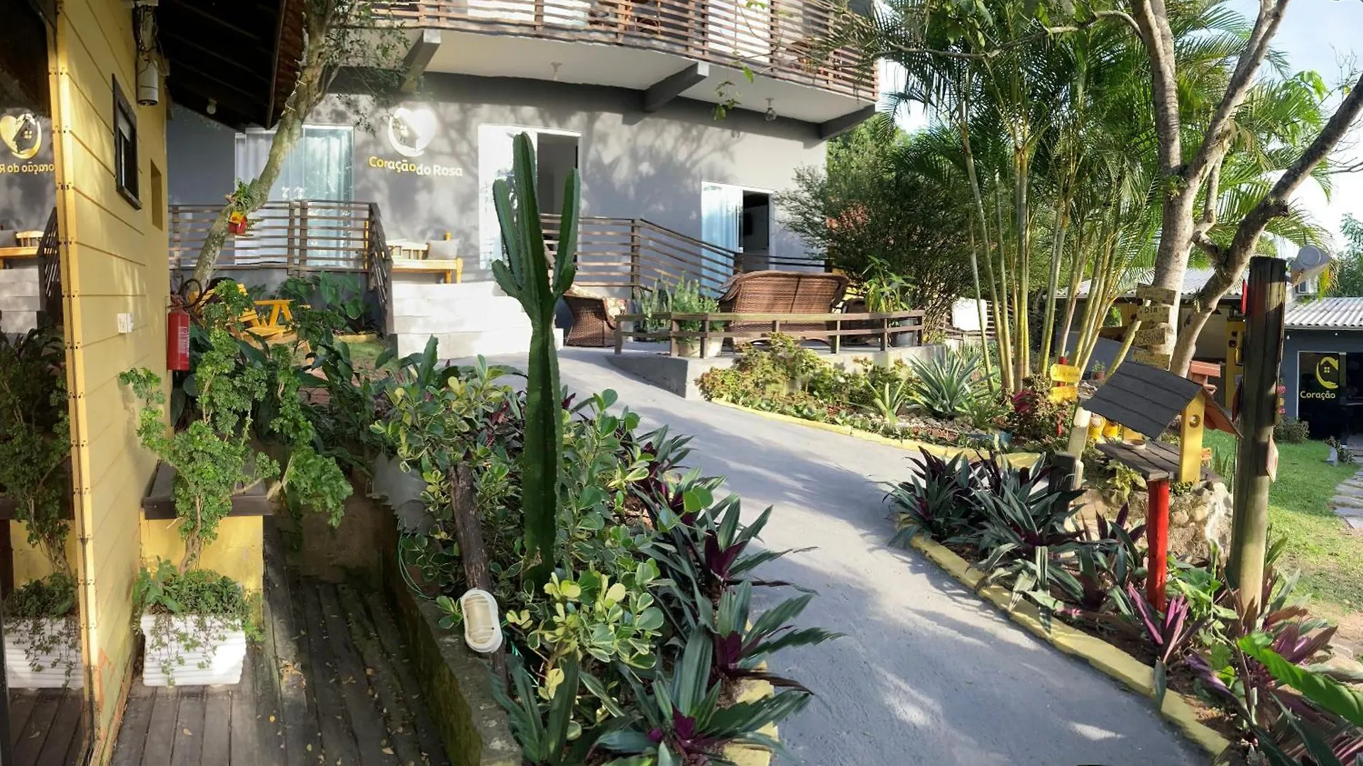 Pousada Coracao Do Rosa Praia do Rosa Apartmanhotel